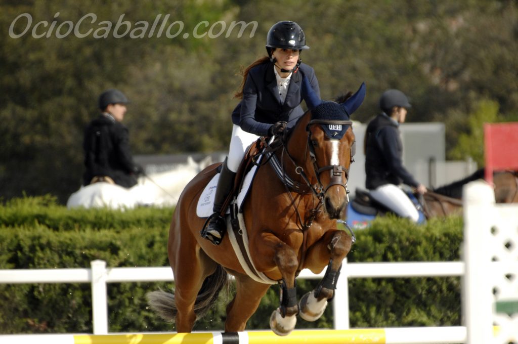 María López de la Vara con GENTLEMAN DE LA COUR