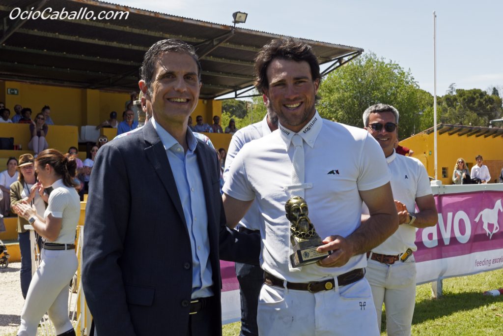 Homenaje a D. José Manuel Pérez Arroyo