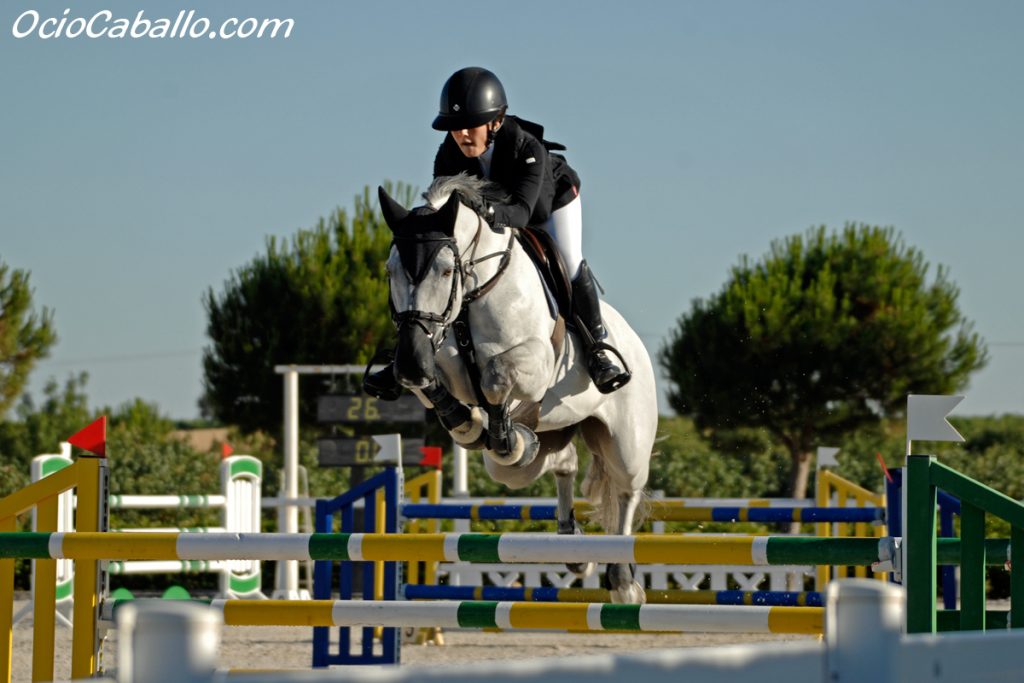 Oliva Álvarez con “Cartucho”